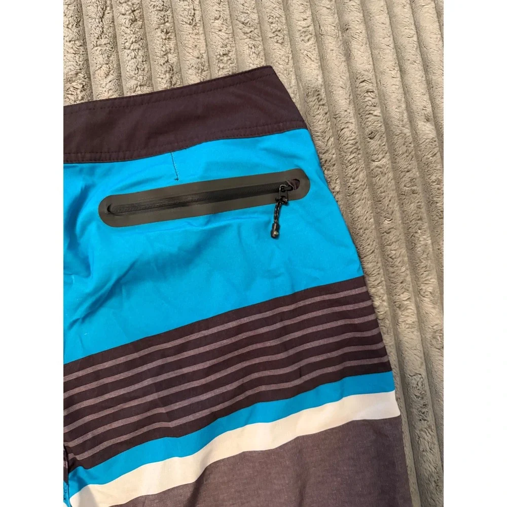 Quiksilver Mens Striped Board Shorts Blue Grey Black Swim Trunks Size 36 x 20